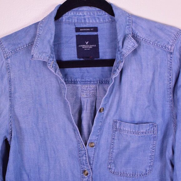 Women's American Eagle Denim Chambray Boyfriend Fit Button Down Shirt - Size S - Picture 6 of 10